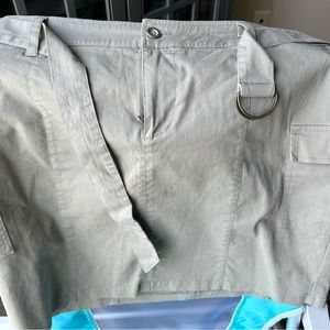 Torrid size 16 green skirt with belt new